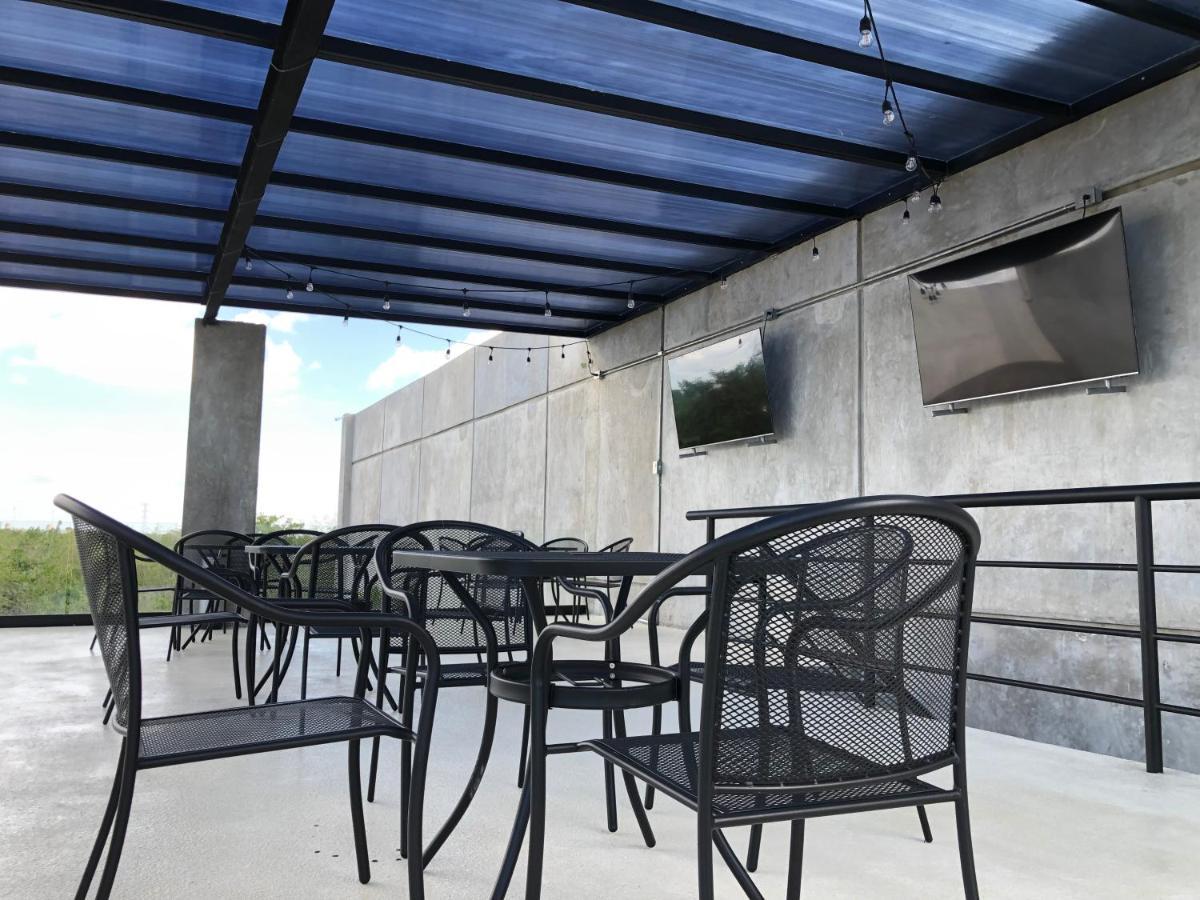 Hotel Suites La Negra Boutique เมริดา ภายนอก รูปภาพ
