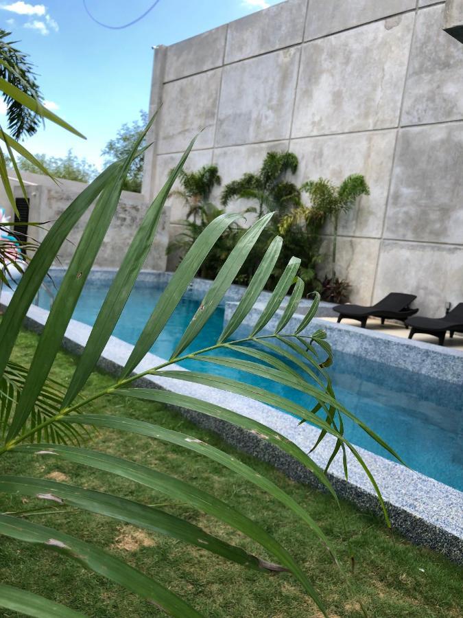 Hotel Suites La Negra Boutique เมริดา ภายนอก รูปภาพ