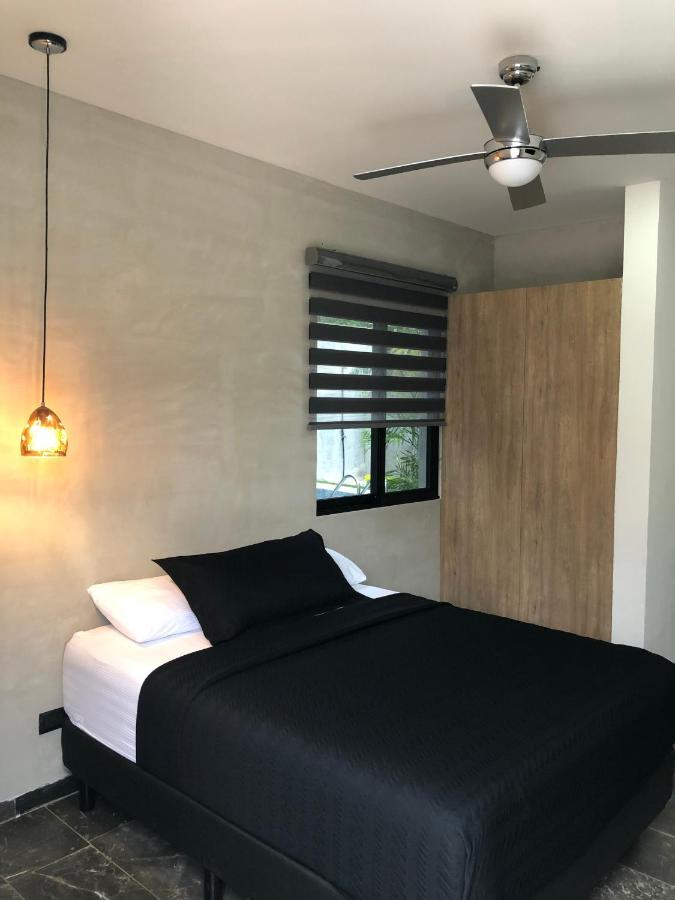 Hotel Suites La Negra Boutique เมริดา ภายนอก รูปภาพ